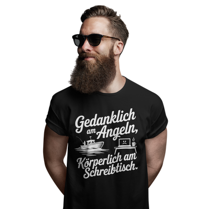 Gedanklich am Angeln - Premium T-Shirt